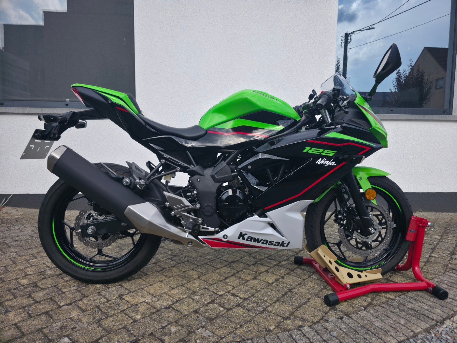 Kawasaki Ninja 125 - KRT Editie - 9000Km - 2021, Motos, Motos | Kawasaki, Particulier, 1 cylindre, 125 cm³, Jusqu'à 11 kW
