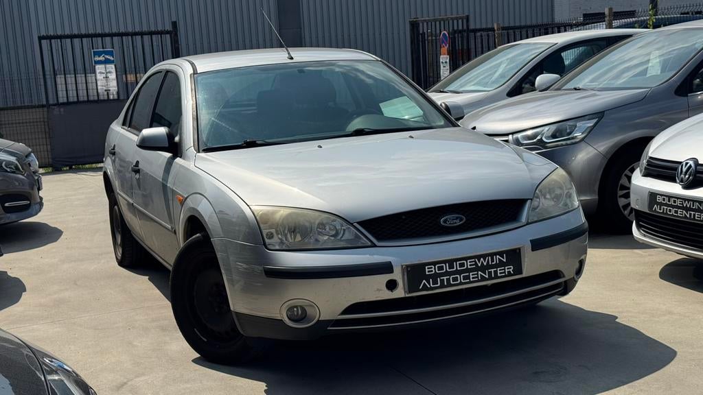 Ford Mondeo 1.8Benzine 2003 180.xxxkm beginnerswagen, Voorwielaandrijving, Stof, Zwart, Mondeo