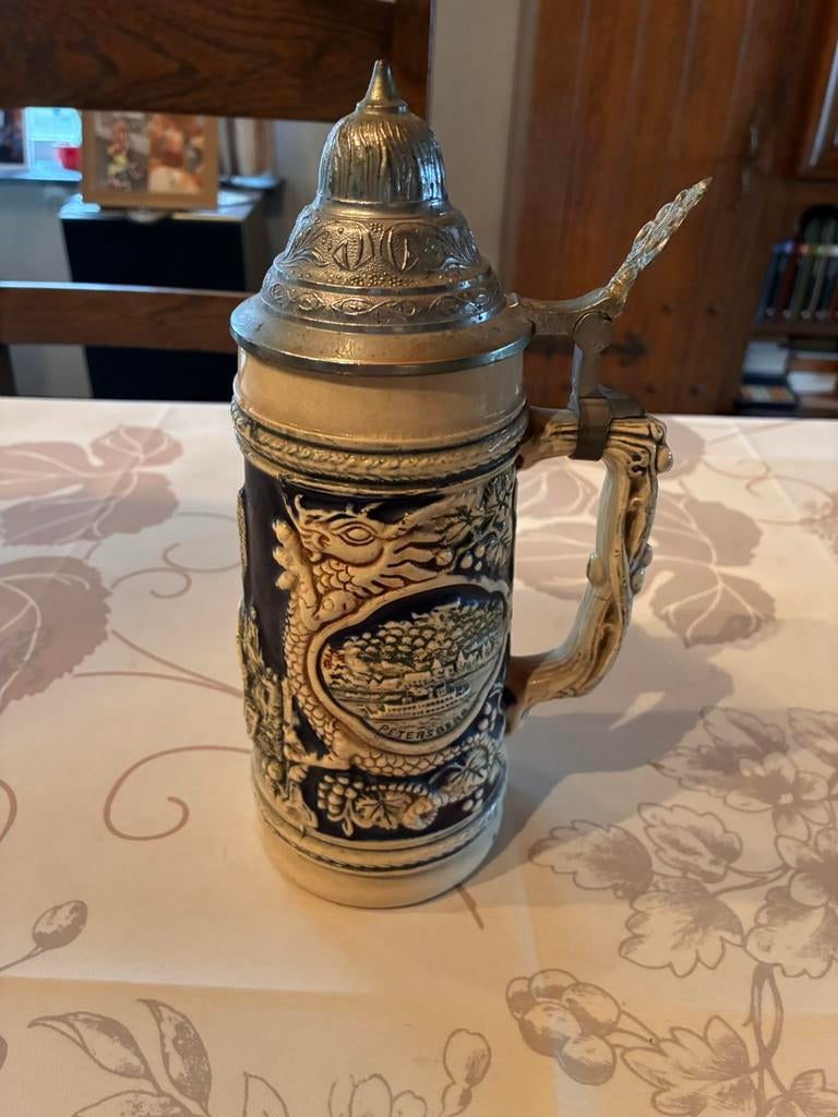 Petersberg bierkruik, Ophalen