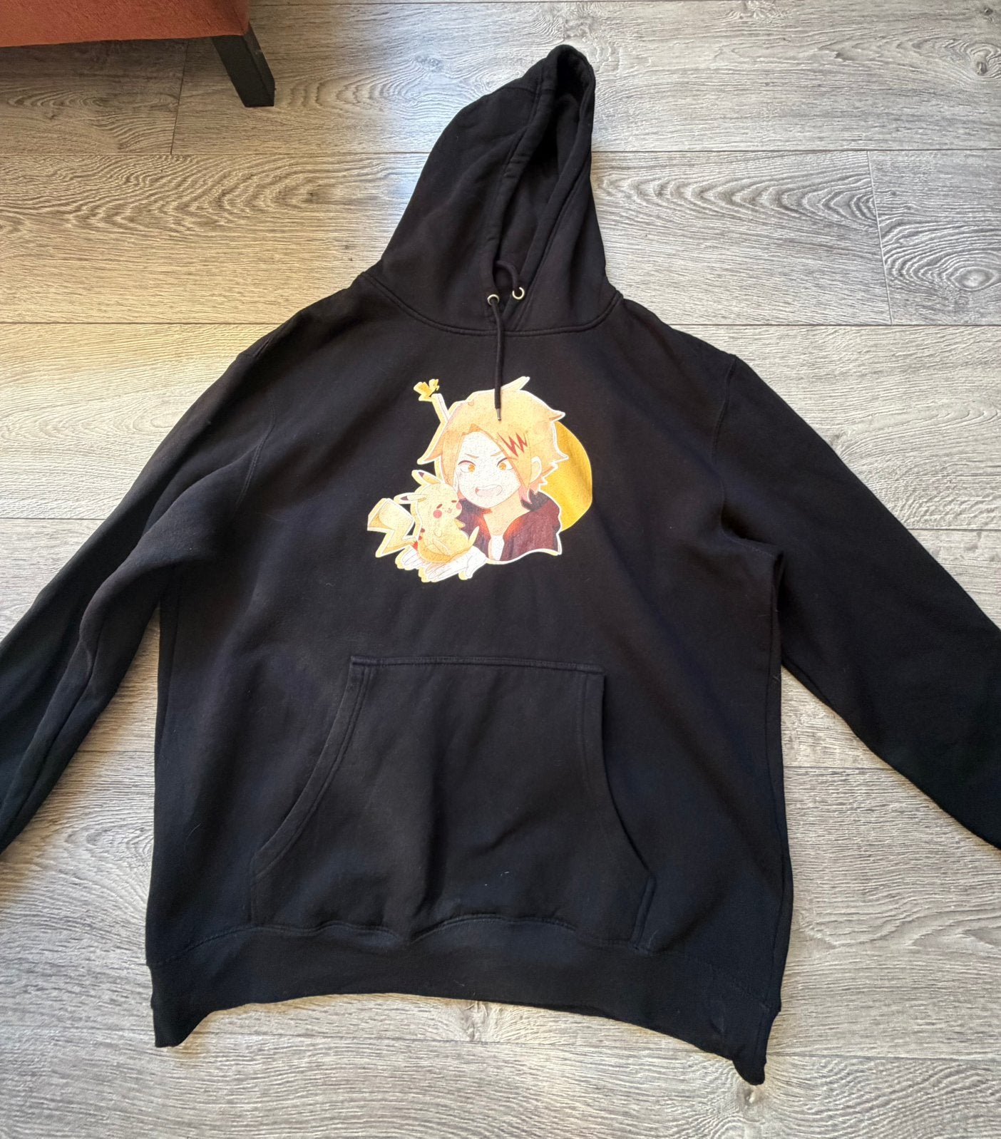 Denki kaminari trui redbubble (XXL), Kleding | Heren, Ophalen, Zo goed als nieuw, Overige maten, Zwart