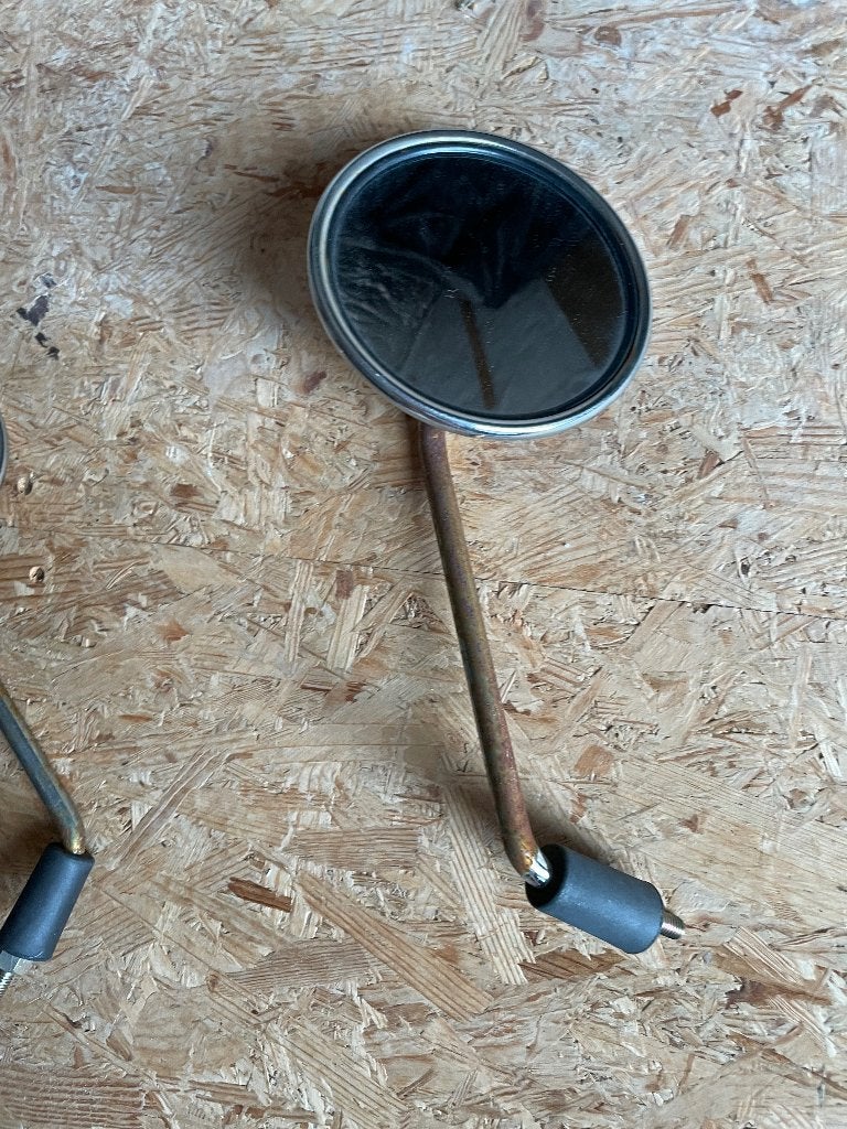 Lambretta spiegels, Motoren, Ophalen, Gebruikt