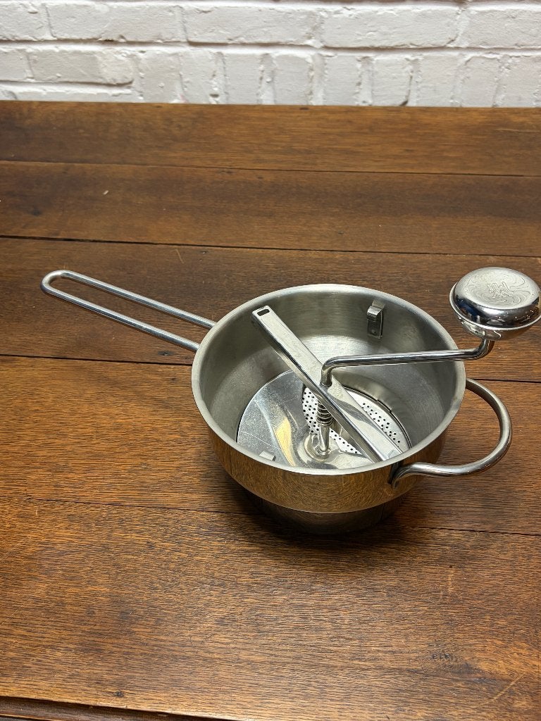 WMF Professionele Passe-Vite, Electroménager, Mélangeurs de cuisine, Groupe SEB WMF Shared Services GmbHWMF Platz 1D-73312 Geislingen an der SteigeDuitsland