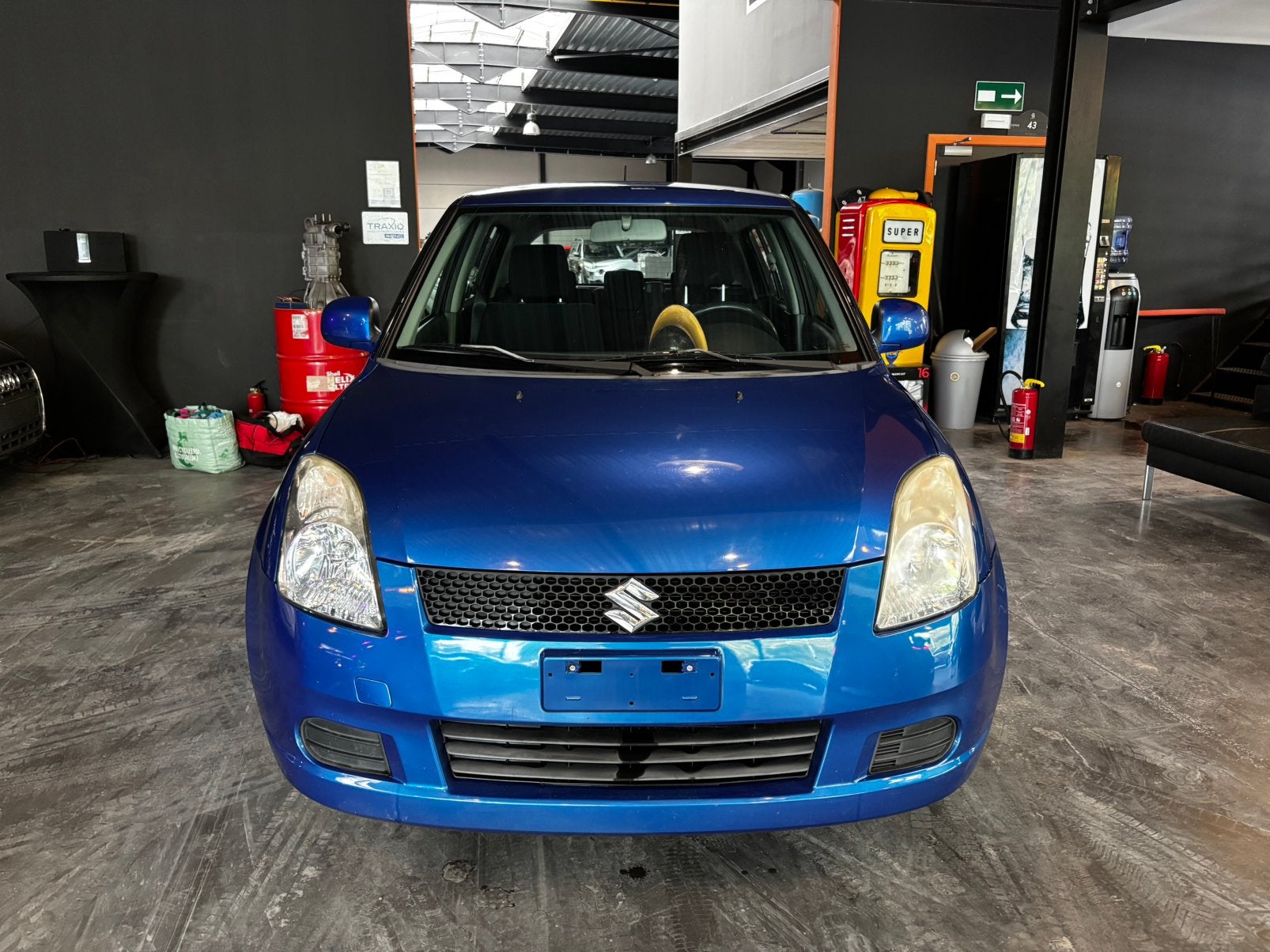 Suzuki swift 1.3I 16V GA/12 mois de garantie/AIRCO, Auto's, Suzuki, Voorwielaandrijving, Euro 5, Stof, Zwart