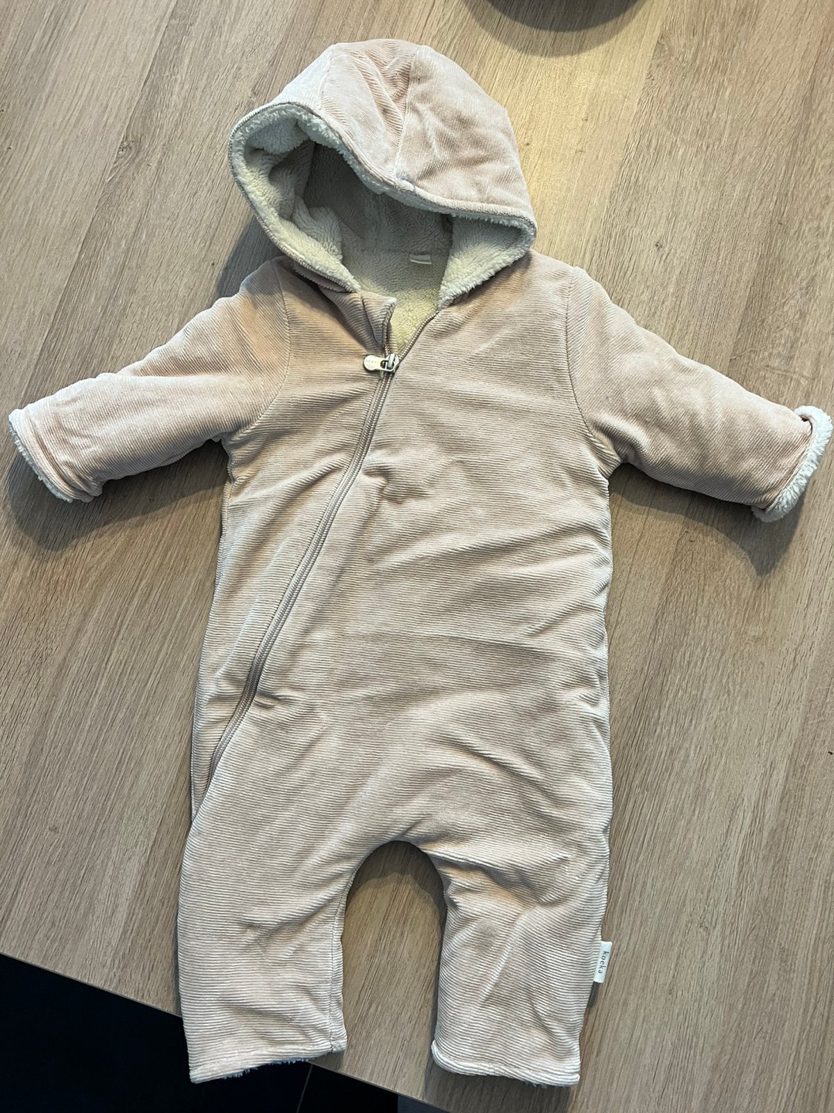 Koeka babypakje beige M62-68, Enfants & Bébés, Vêtements de bébé | Taille 56, Enlèvement, Comme neuf