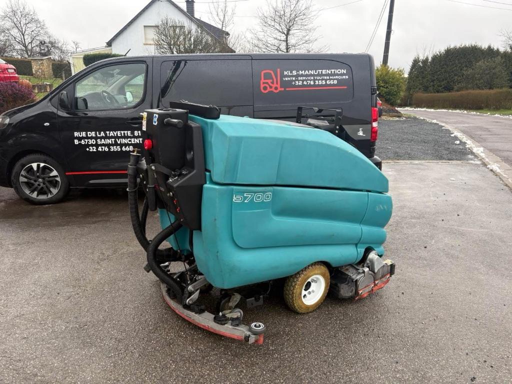 Auto laveuse tennant 5700, Zakelijke goederen, Overige Zakelijke goederen, Ophalen