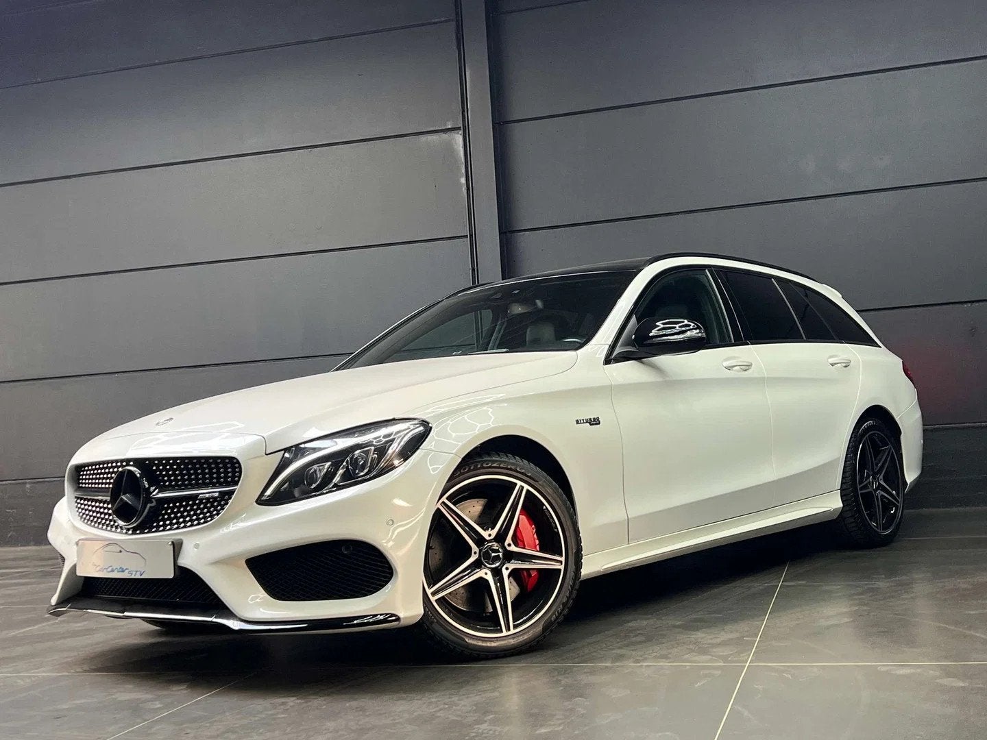 Mercedes-Benz C-CLASS 43 AMG 4-Matic / Pano / Perf exhaust /, Autos, Achat, Euro 6, Entreprise, Alcantara