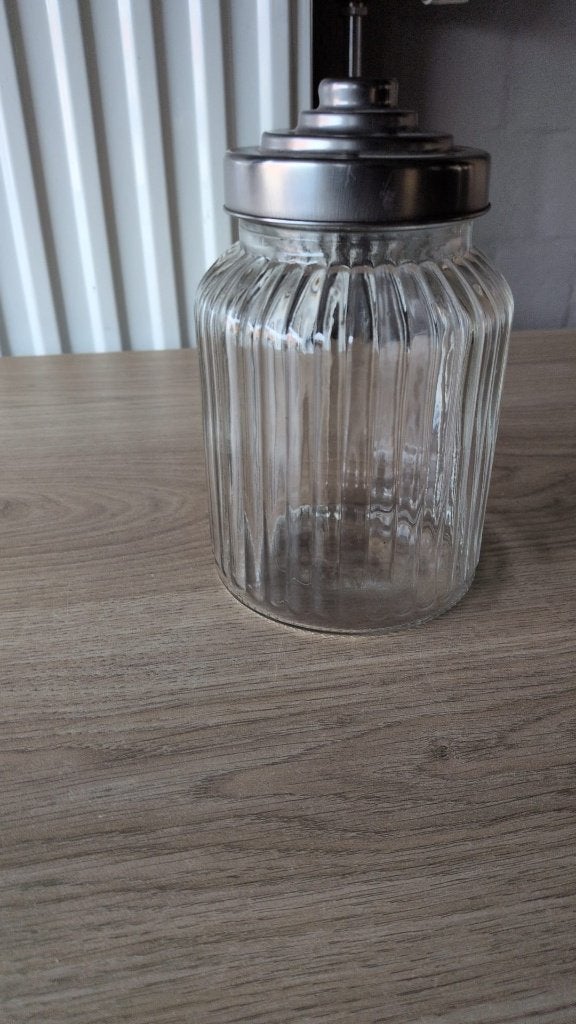 glazen bokaal - 18cm met deksel - 5€, Huis en Inrichting, Ophalen of Verzenden, Zo goed als nieuw, Glas