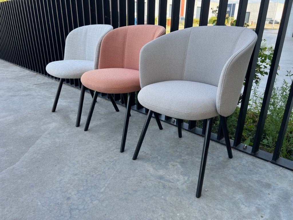 Vitra mikado stoelen, 2x, Drie, Design, Zo goed als nieuw, Verzenden