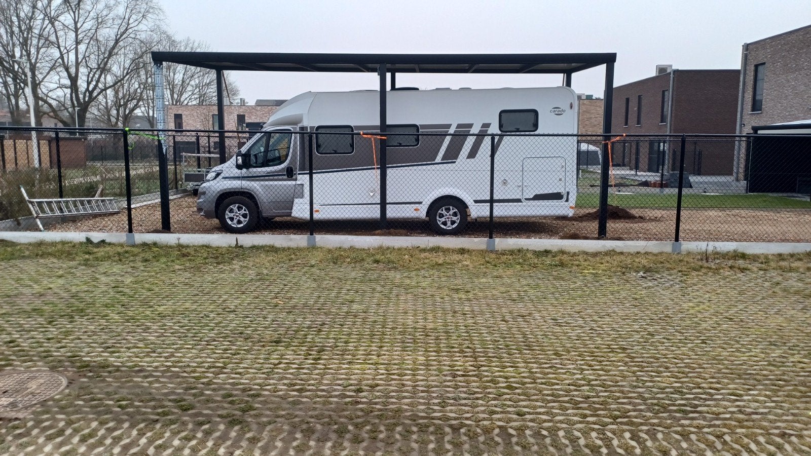 Carado T447 Pro+, Caravans en Kamperen, Fiat, Douche, Particulier, L-zit