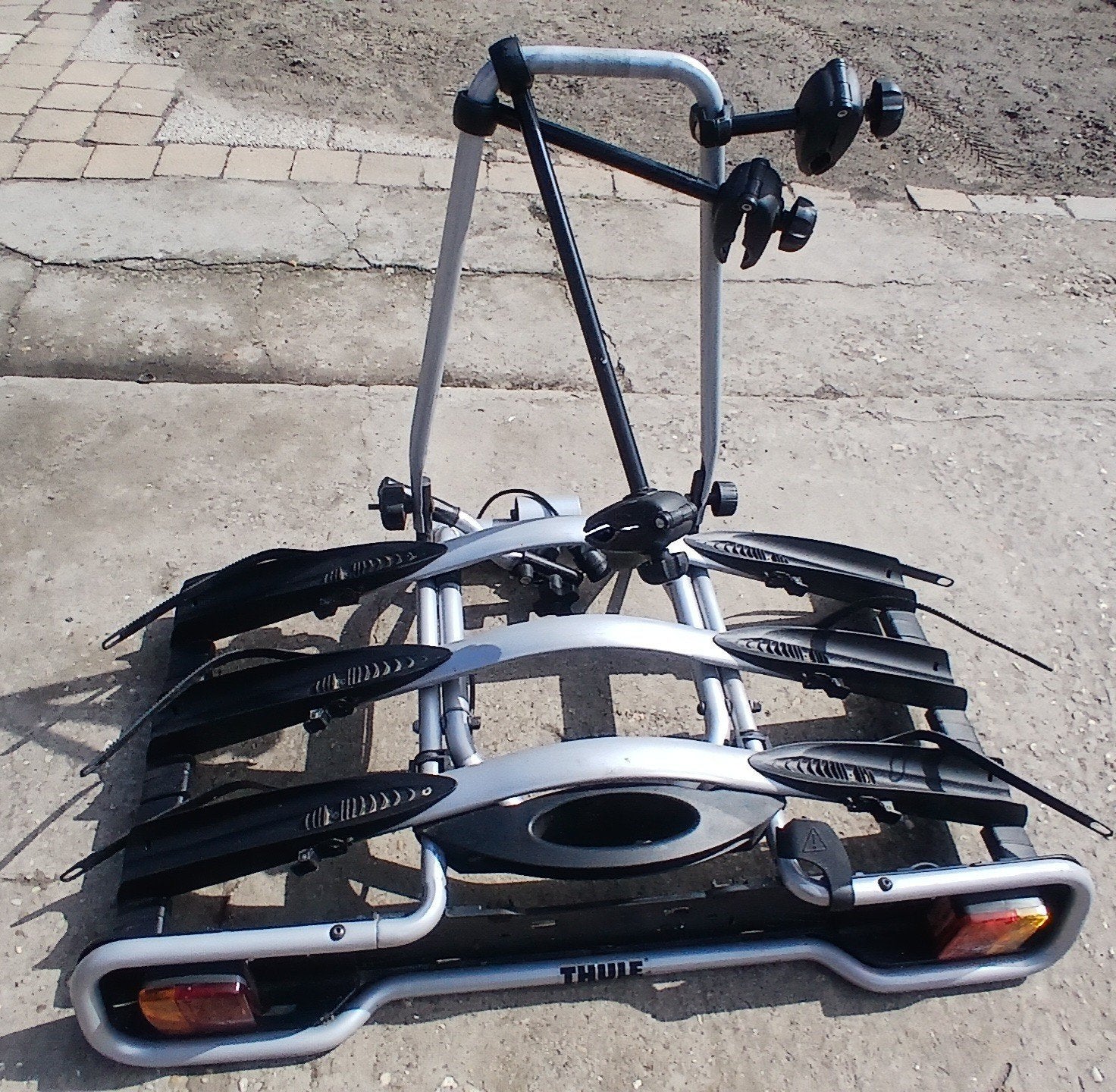 Fietsendrager Thule voot 3 fietsen ;), Ophalen