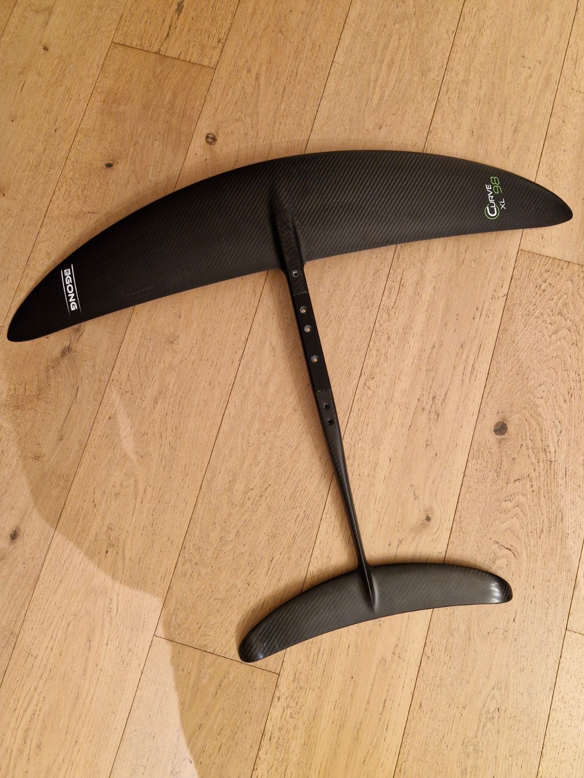 foilset v2 carbon GONG Curve XL + stab curve 43 + fuselage, Ophalen, Zo goed als nieuw, Wingsurf-hydrofoil