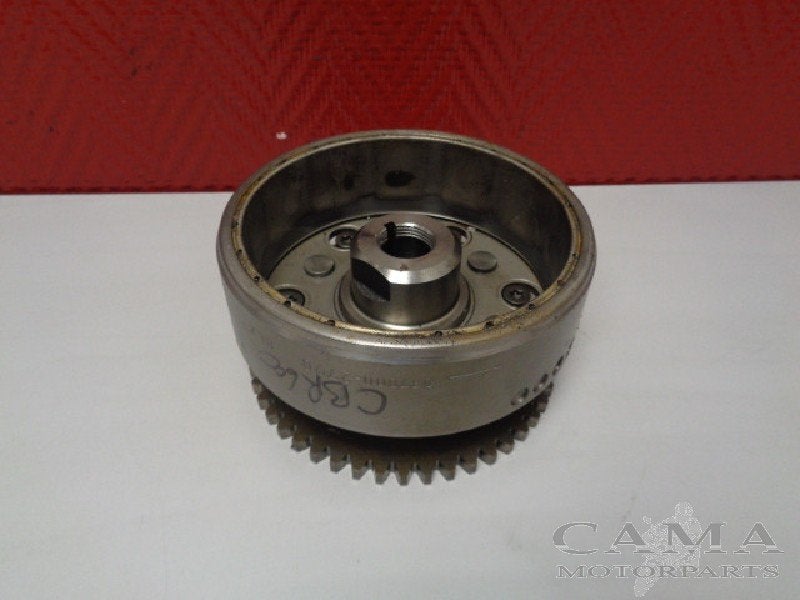 VOLANT MOTEUR CBR 600 F 1995-1998 (CBR600F CBR600F3 PC31), Dhr. S. di Majo, Utilisé, Info@cama-motorparts.nl, P.J. Troelstraweg 8 8
3144 CX  MAASSLUIS, NL