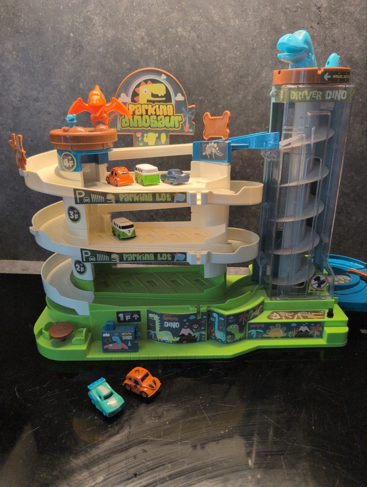 Interactieve Dino Garage Speelgoed zet 6 Auto's in de lift, Ophalen of Verzenden, Zo goed als nieuw