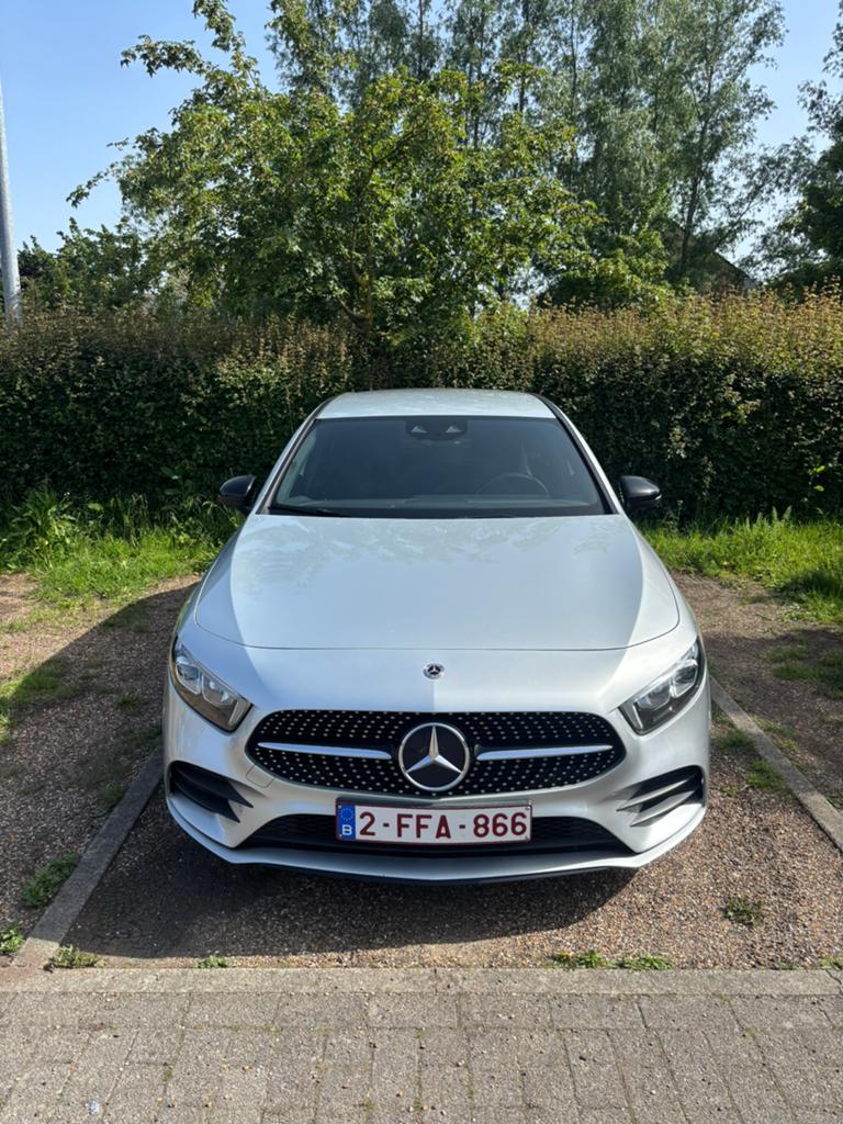 Mercedes-Benz A180 AMG Line, Autos, 100 kW, Achat, Euro 6, Phares entièrement LED