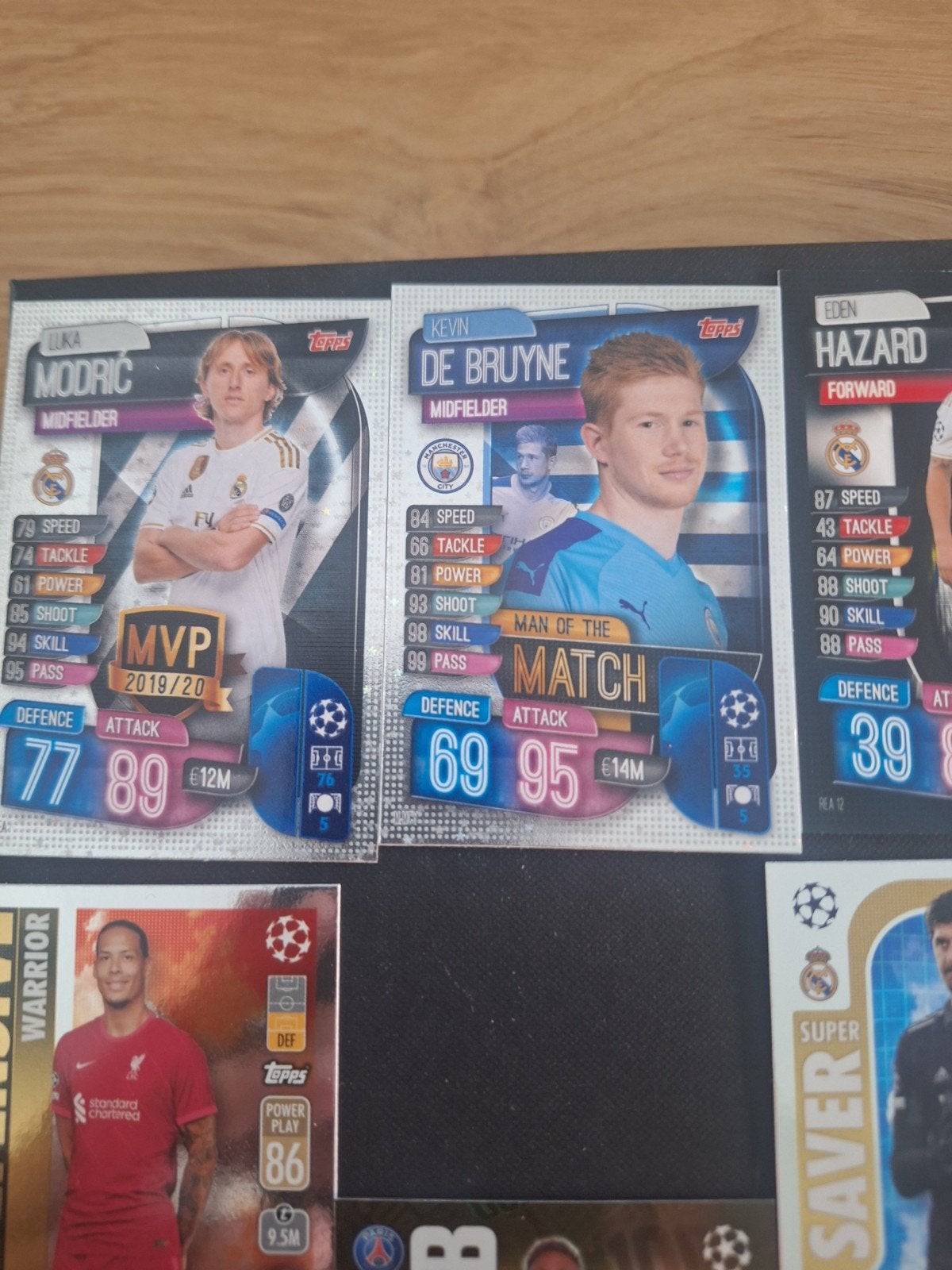 Match attax seizoen 2021/22, Ophalen