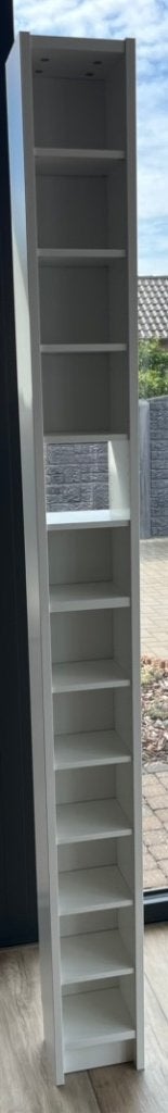 GNEDBY CD of DVD rek Wit gratis af te halen, Ophalen, 75 tot 150 discs, Zo goed als nieuw, Hout