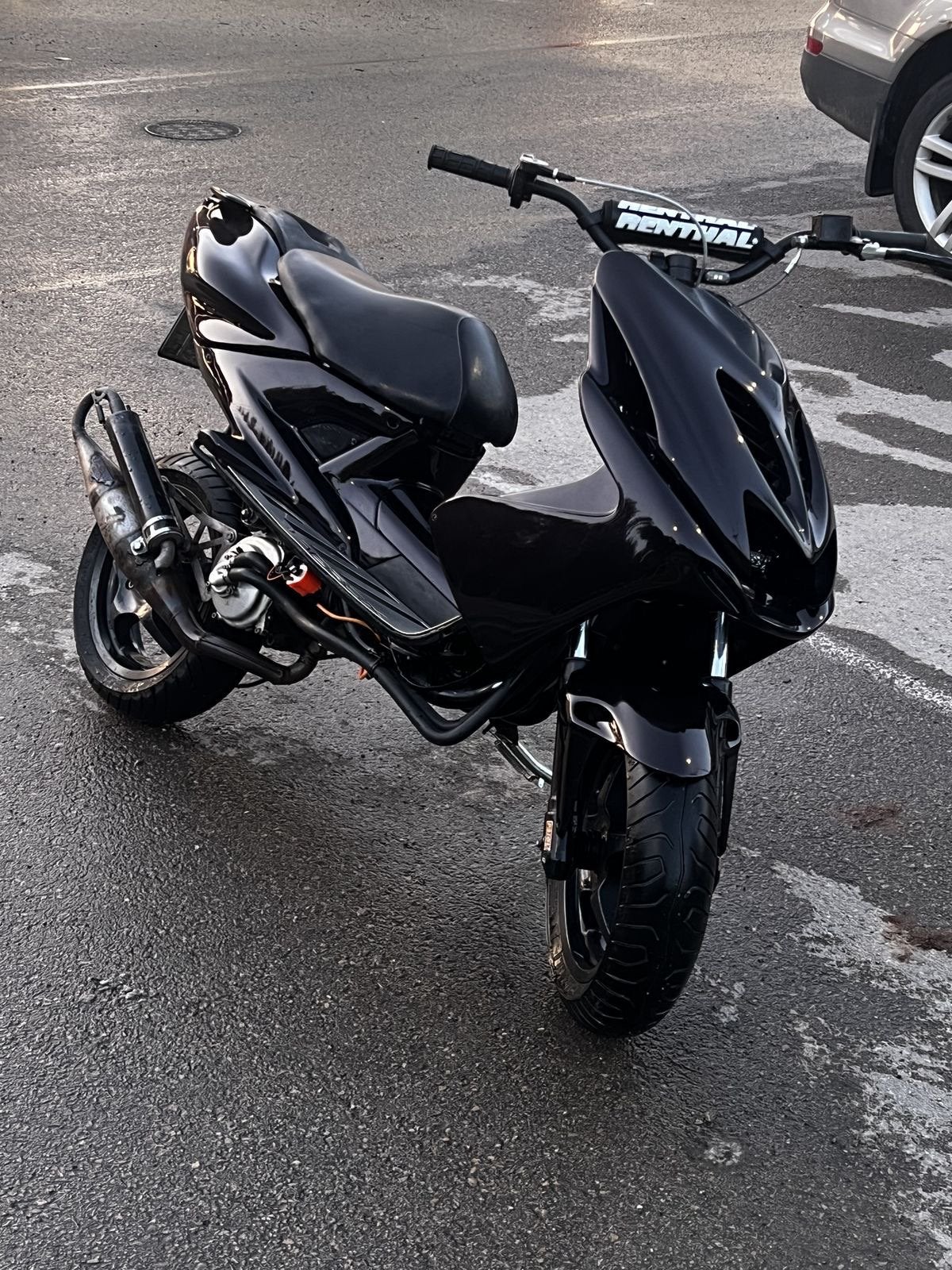 Scooter, Envoi, Comme neuf