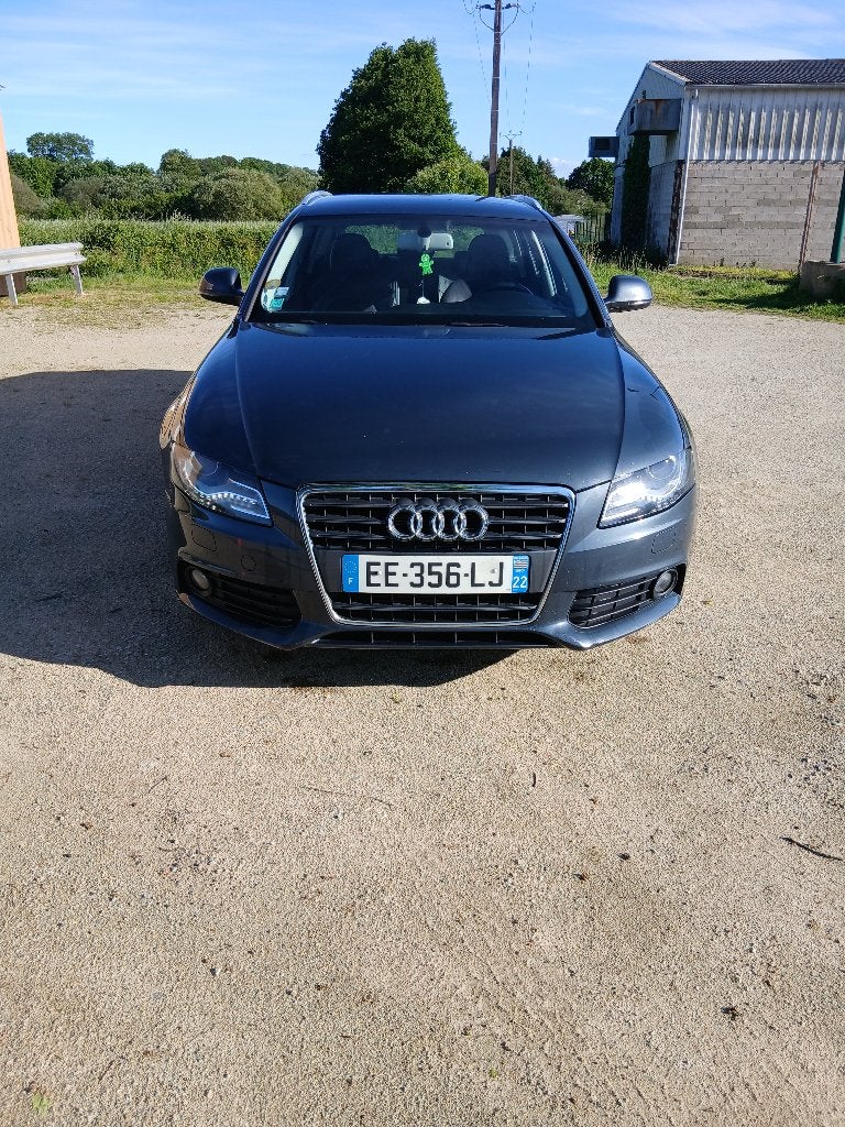 Audi A4 B8, Autos, Audi, Euro 5, Achat, Noir, 5 portes