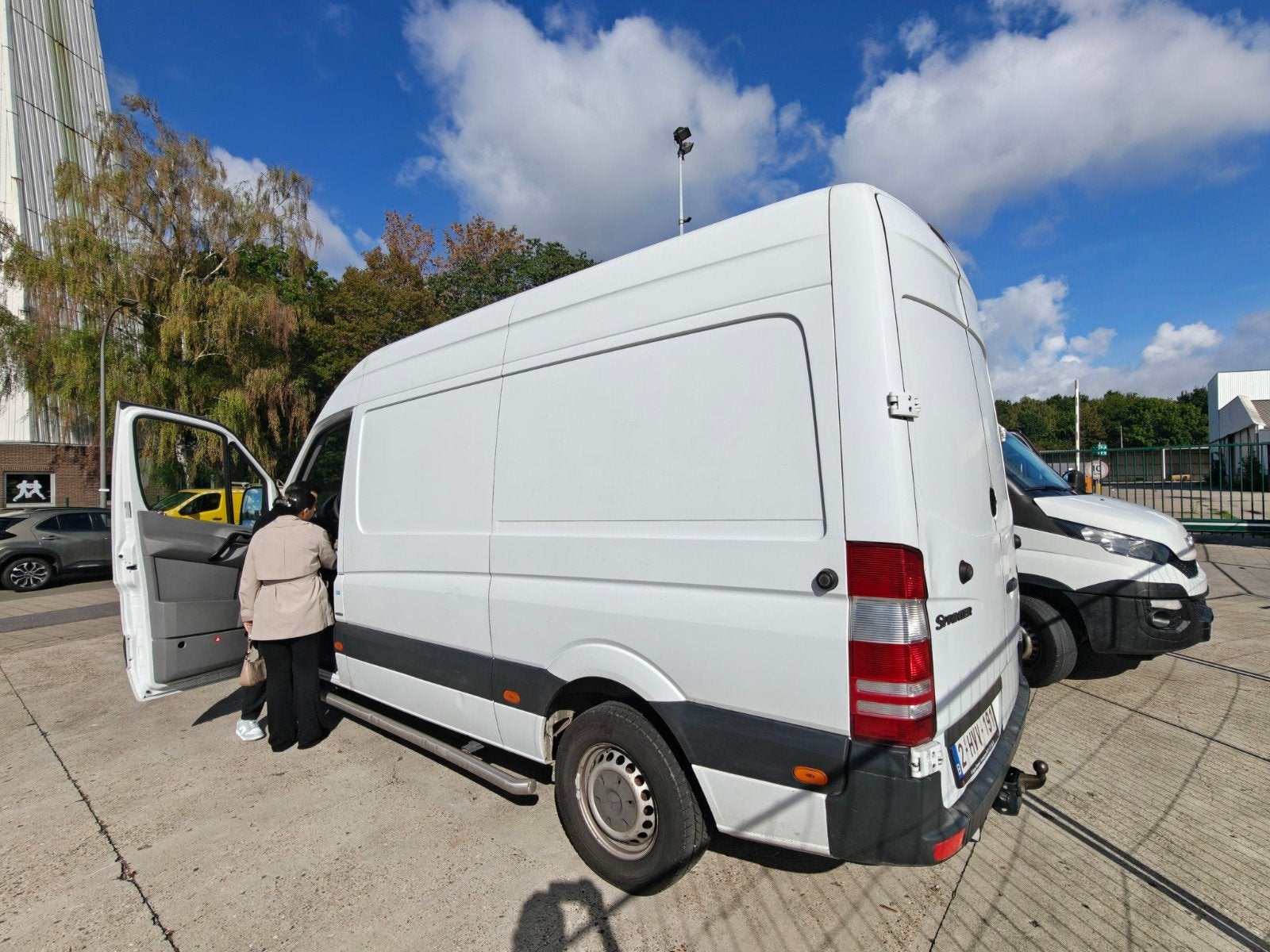 Verhuiswagen huren | Camionette te huur zonder chauffeur 7/7, Overige uren, Starter, Overige vormen, Geschikt als bijbaan