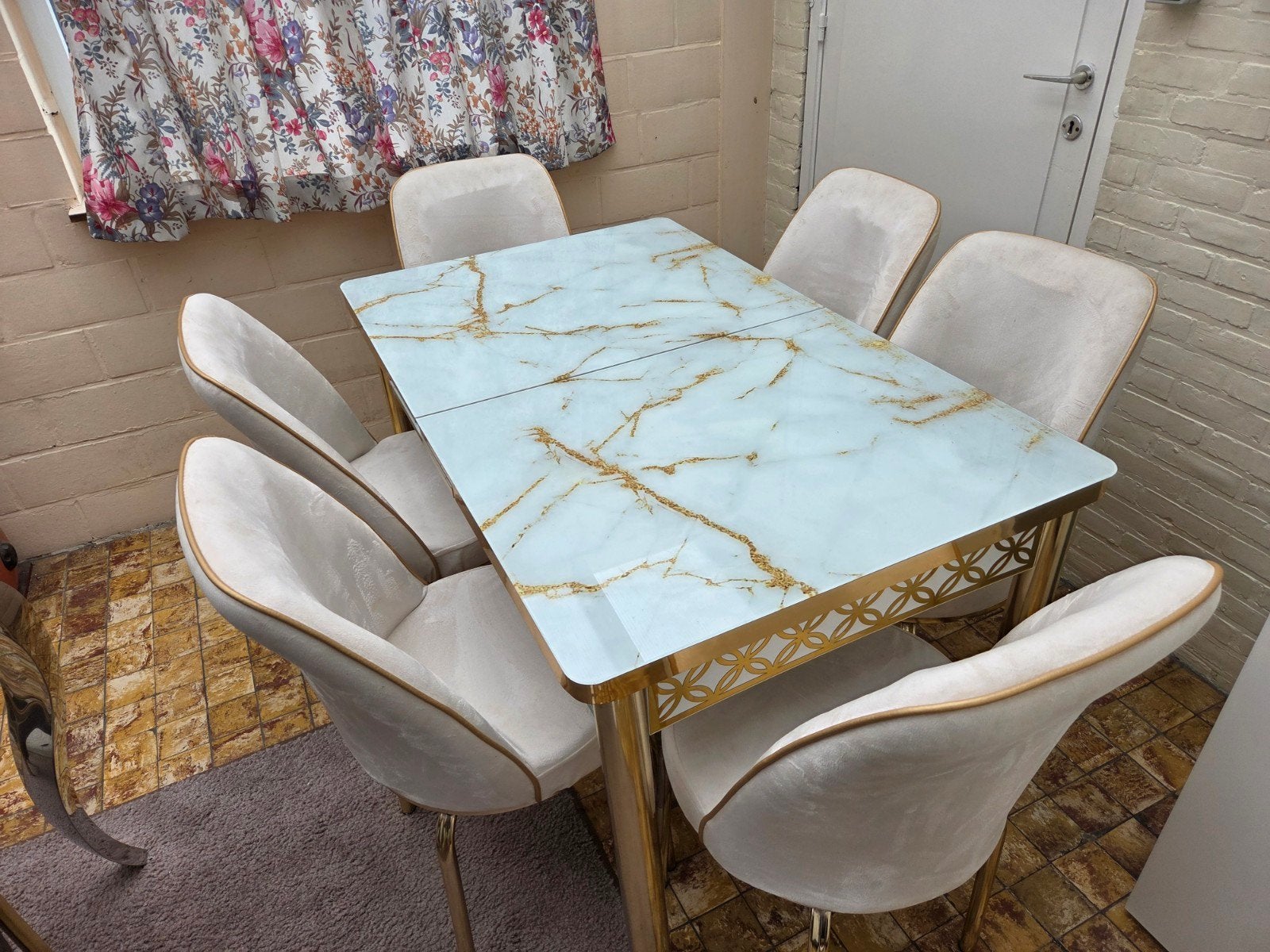 Marmerlook Eettafel (Uitschuifbaar) + 6 Stoelen, Ophalen