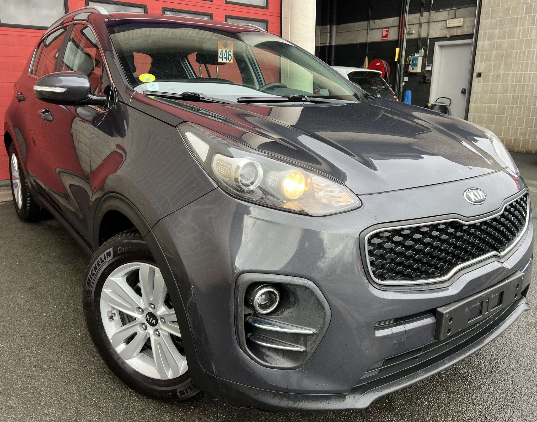 Kia Sportage 1.7 CRDi 2WD Navi Edition ISG + NAVI + CAMÉRA, Autos, Kia, Argent ou Gris, Achat, Euro 6, Entreprise