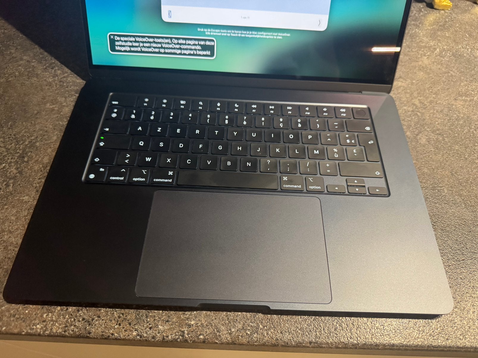 apple macbook air 15 m2 256 mid, 256 GB, Comme neuf, Azerty, 15 pouces