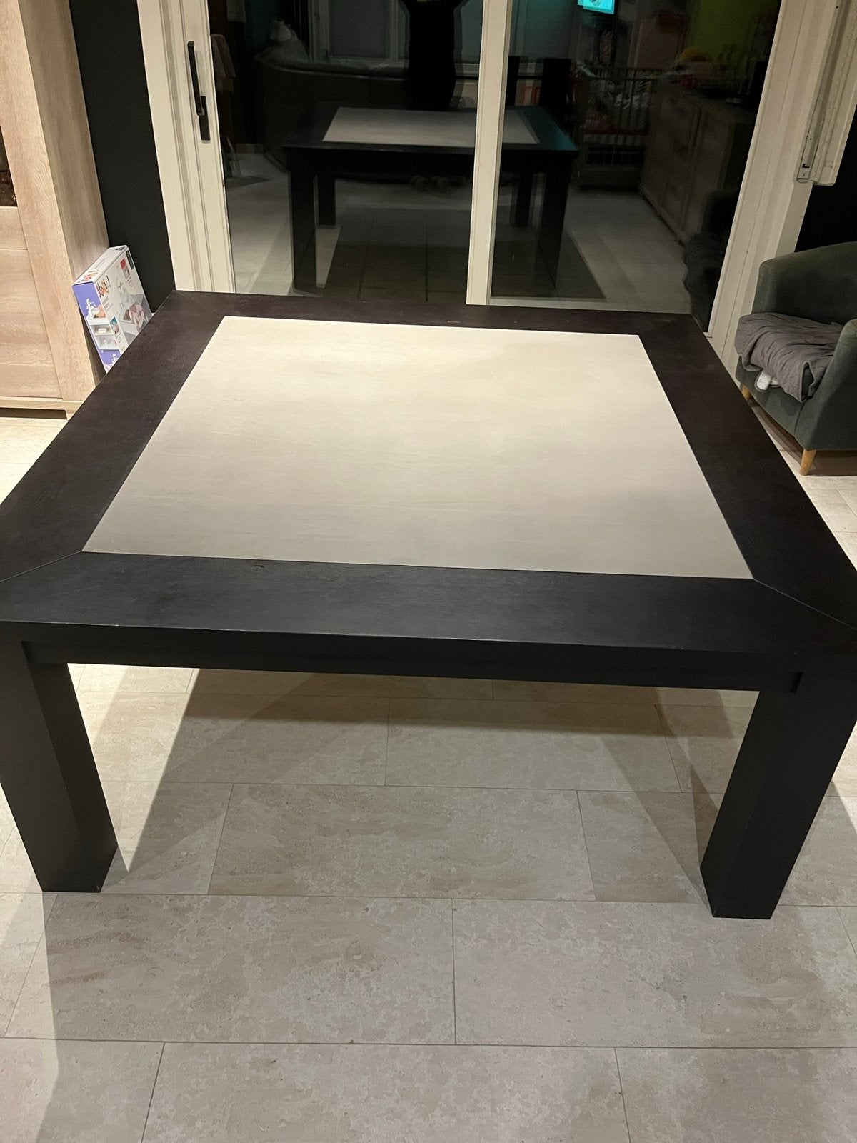 Vierkante tafel, Ophalen, Gebruikt, 150 tot 200 cm, 150 tot 200 cm