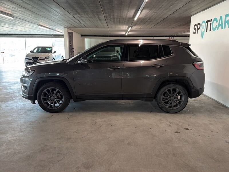 Jeep Compass Turbo T4 Limited 4x2 DDCT, Achat, 110 kW, Entreprise, Noir