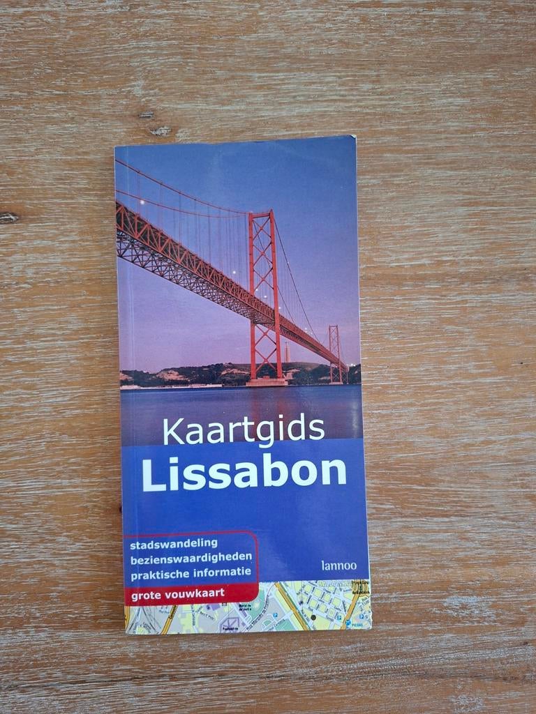 Boek kaartgids Lissabon, Ophalen of Verzenden, Zo goed als nieuw, Europa, Overige merken