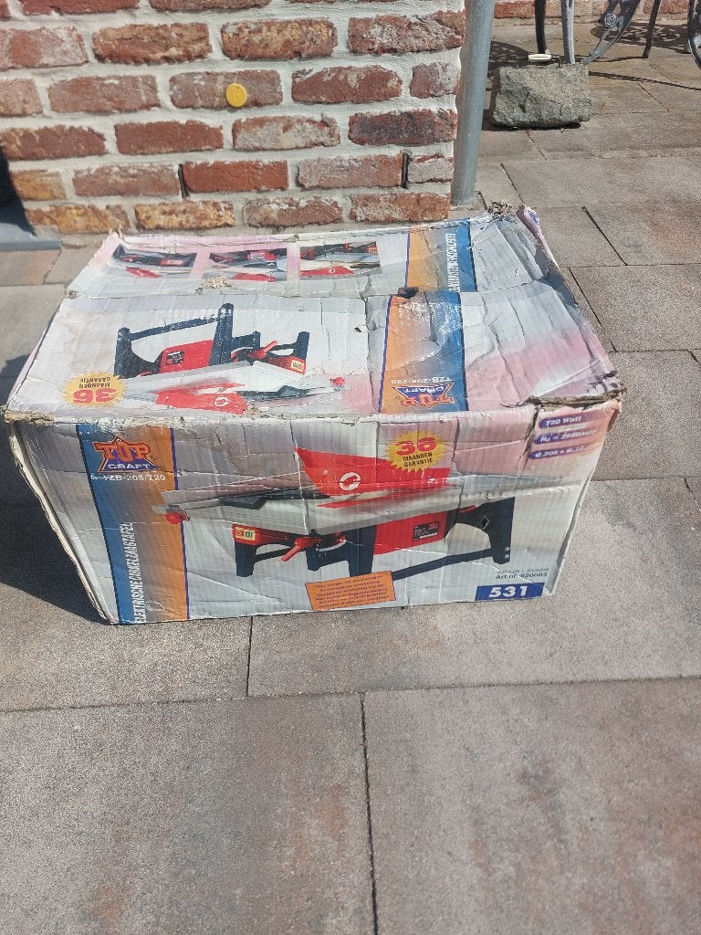 Zaagtafel, Enlèvement, Utilisé