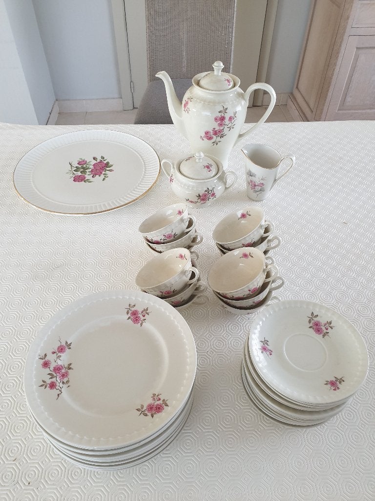 Koffieservies, Ophalen