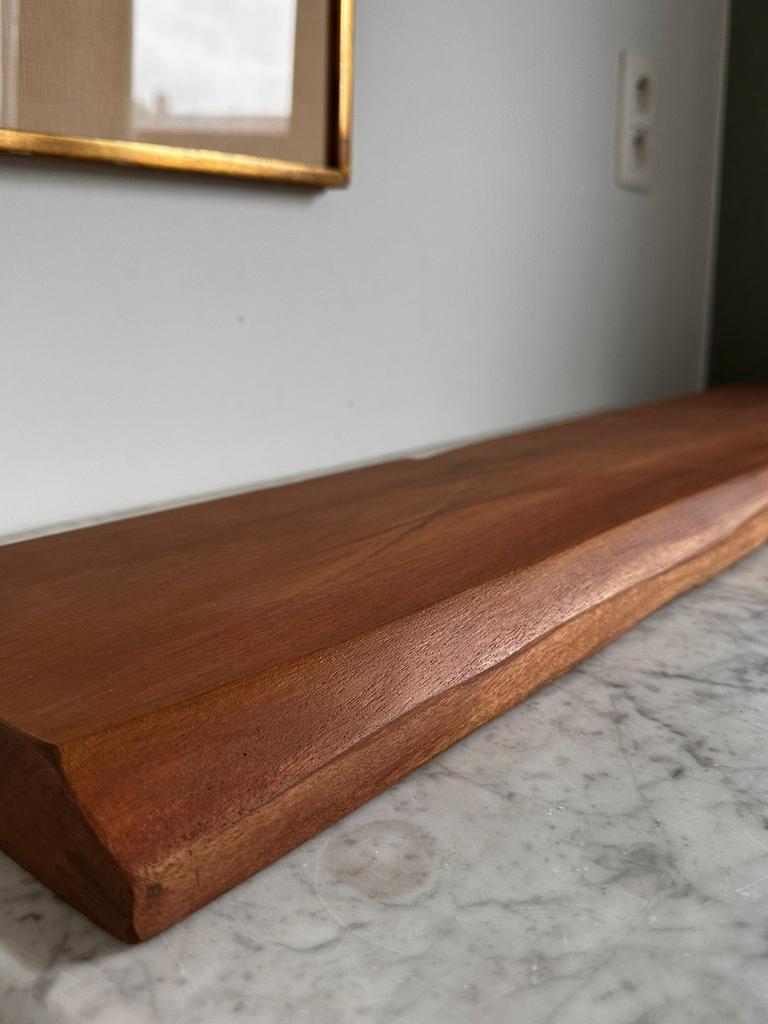 Wandplank van massief hout met beugel, Huis en Inrichting, Woonaccessoires | Wandplanken en Boekenplanken, Ophalen of Verzenden