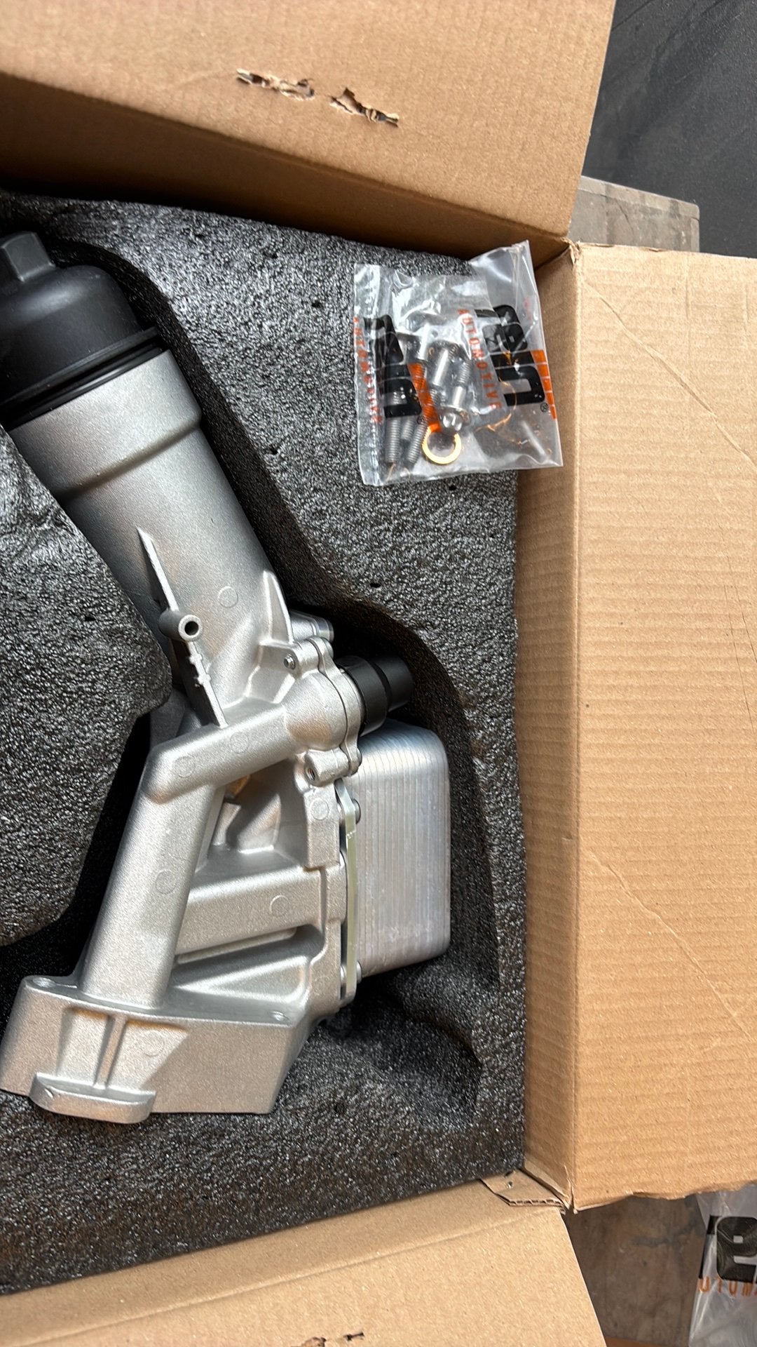 Bmw oliefilterbehuizing voor b48 motor, Ophalen of Verzenden, BMW