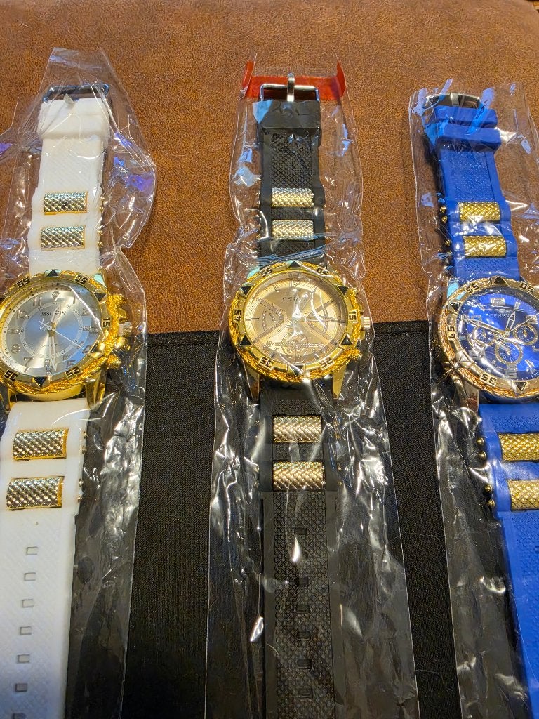 HORLOGE, Handtassen en Accessoires, Overige materialen, Polshorloge, Overige materialen, Nieuw
