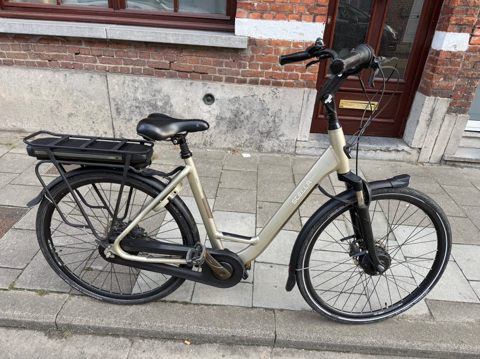 Stella Liverno Elektrische Dames fiets, Autres marques, 51 à 55 cm, 50 km par batterie ou plus, Comme neuf