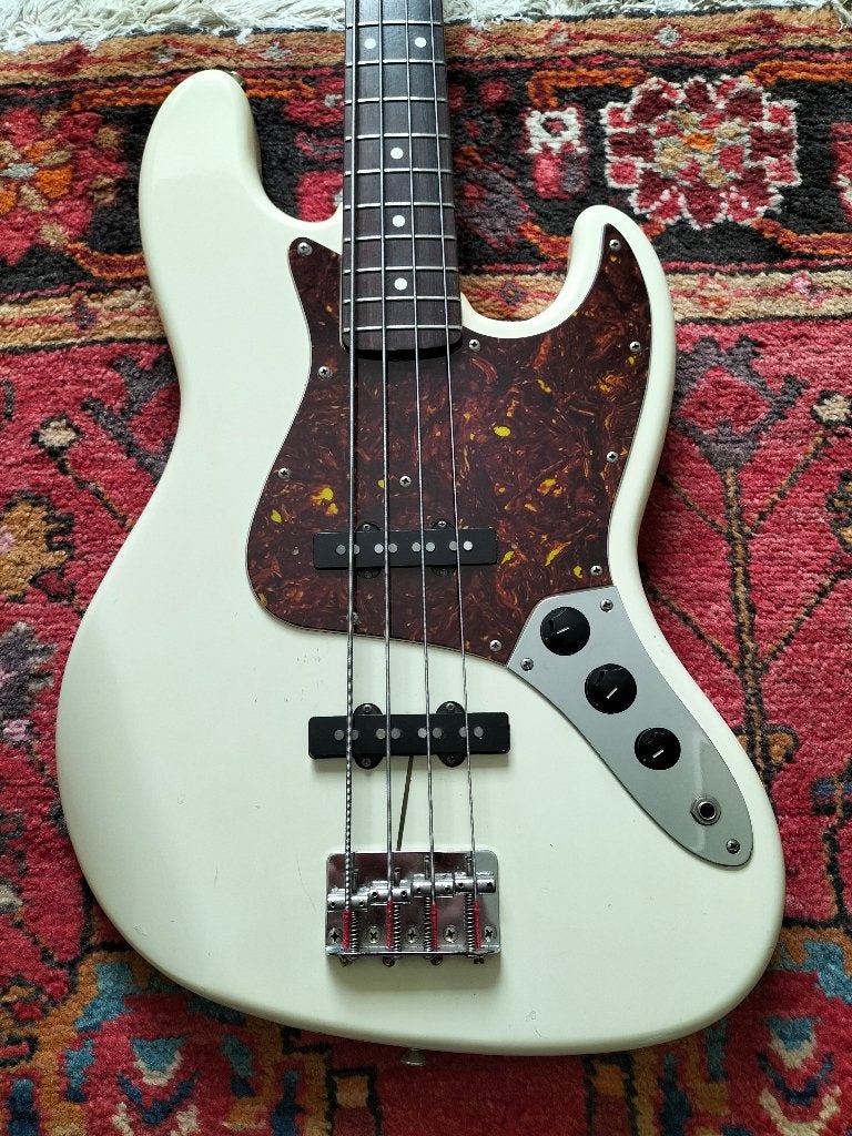 Squier Jazz Bass 1983 Japan (JV serial), Musique & Instruments, Enlèvement, Utilisé, Électrique
