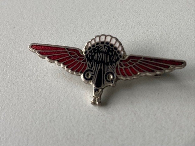 GQ badge Parachutist, Verzamelen, Militaria | Tweede Wereldoorlog, Ophalen of Verzenden, Landmacht, Embleem of Badge