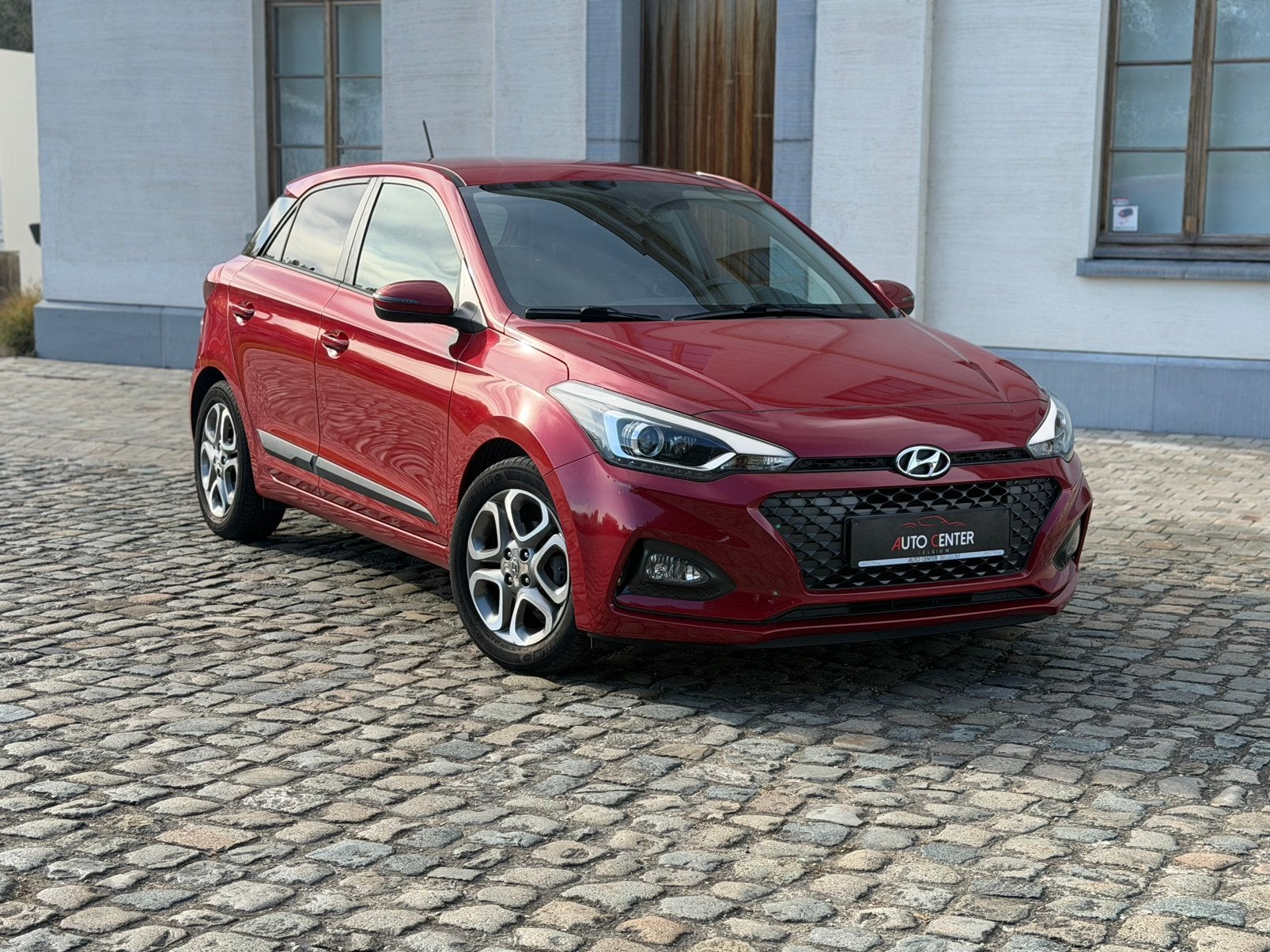 Hyundai i20/ 2019 / 20.000km / garantie / camera / carplay, Auto's, Euro 6, Bedrijf, https://public.car-pass.be/vhr/06523030-1703-4357-a53f-e03d8131760c