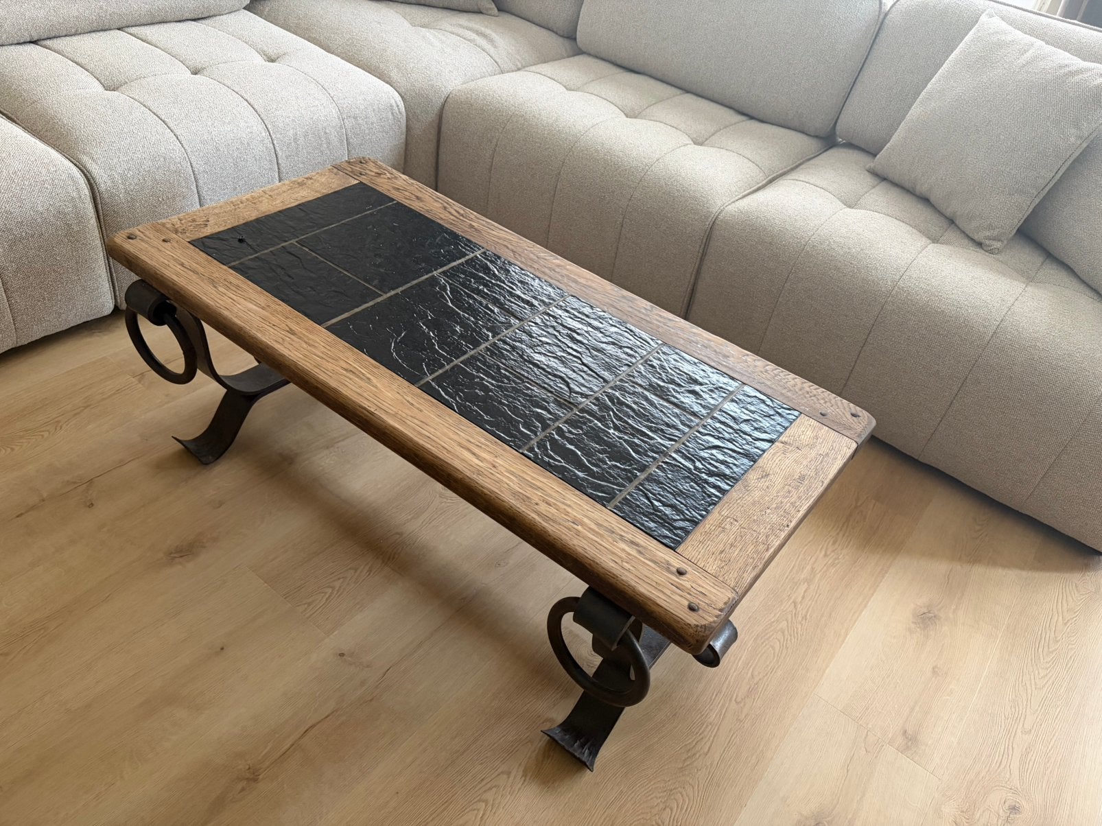 Vintage industriële salontafel — hout, zwart metaal, Huis en Inrichting, Ophalen, Gebruikt, 100 tot 150 cm, 50 tot 100 cm