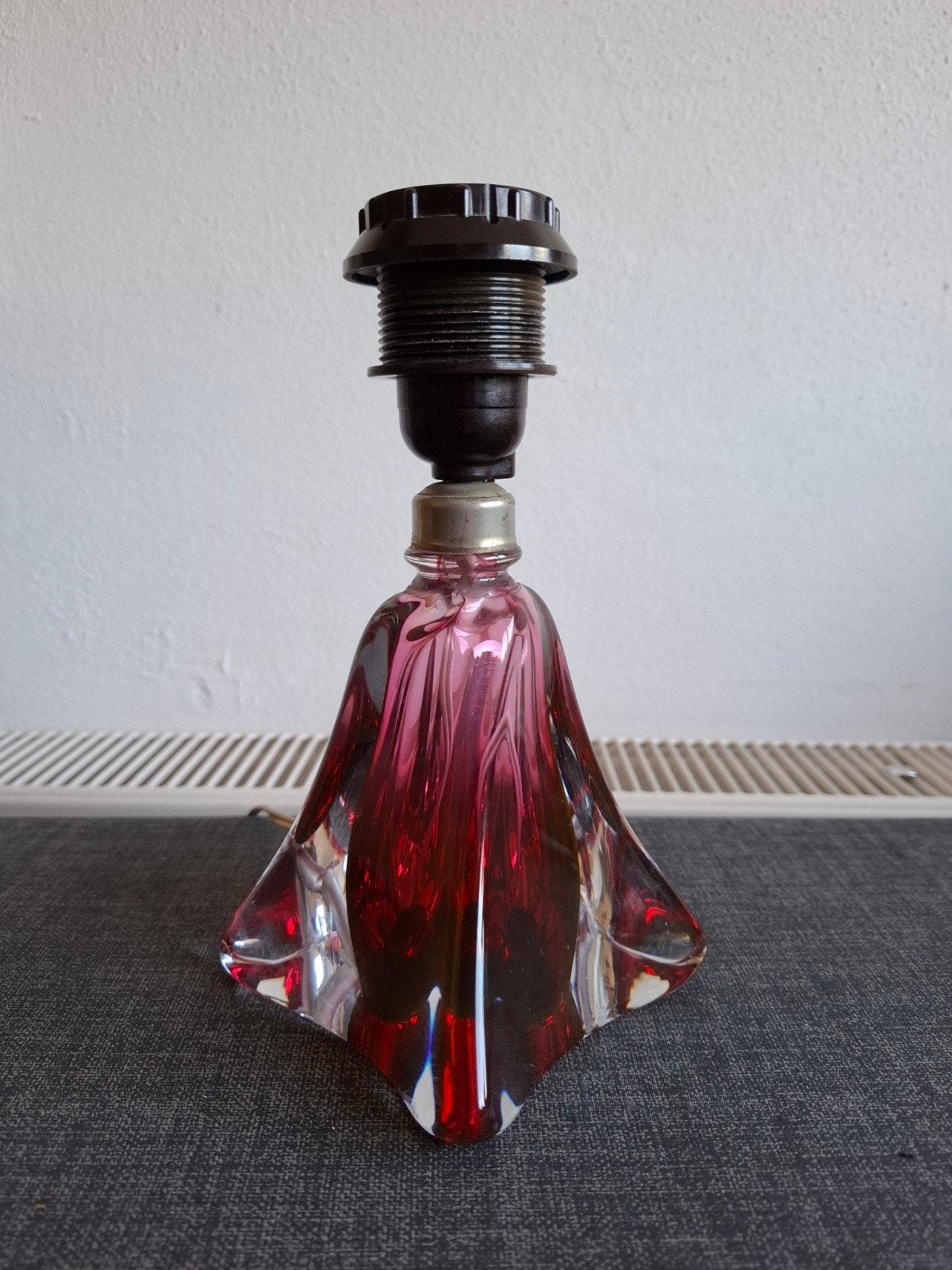 Val Saint Lambert, lampe de table en cristal rose et transpa, Enlèvement ou Envoi, Cristal