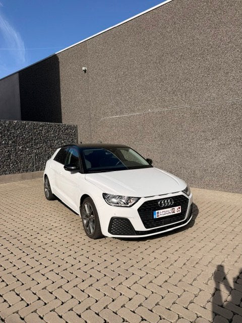 AUDI A1 Sportback 10/2021, Auto's, A1, Euro 6, Wit, Handgeschakeld