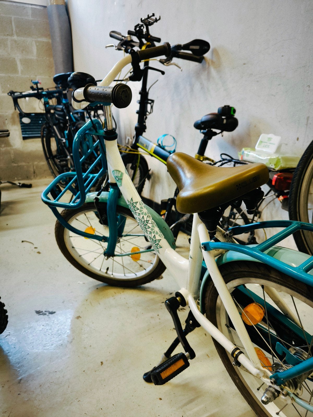Stoere Clubs 16 inch Meisjesfiets, Ophalen, Velgrem, Handrem, Clubs 16