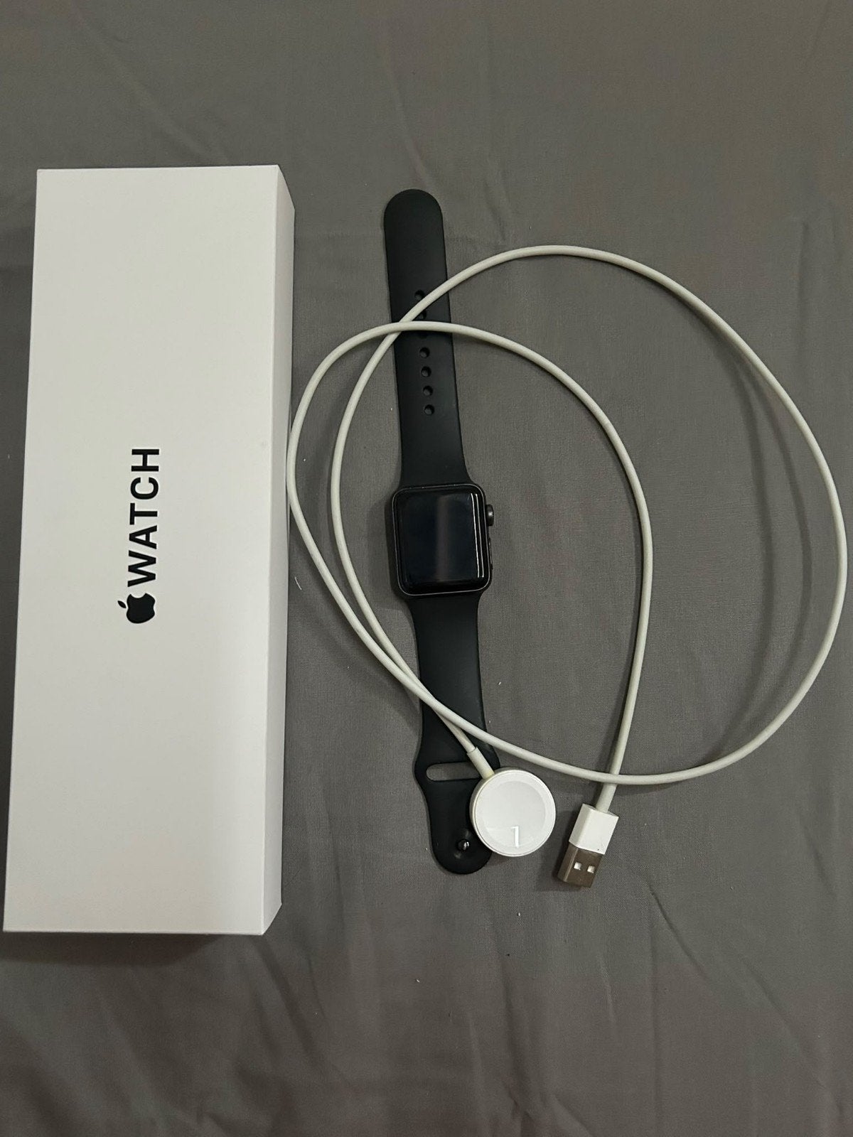Apple watch Series 3 38mm, Enlèvement ou Envoi