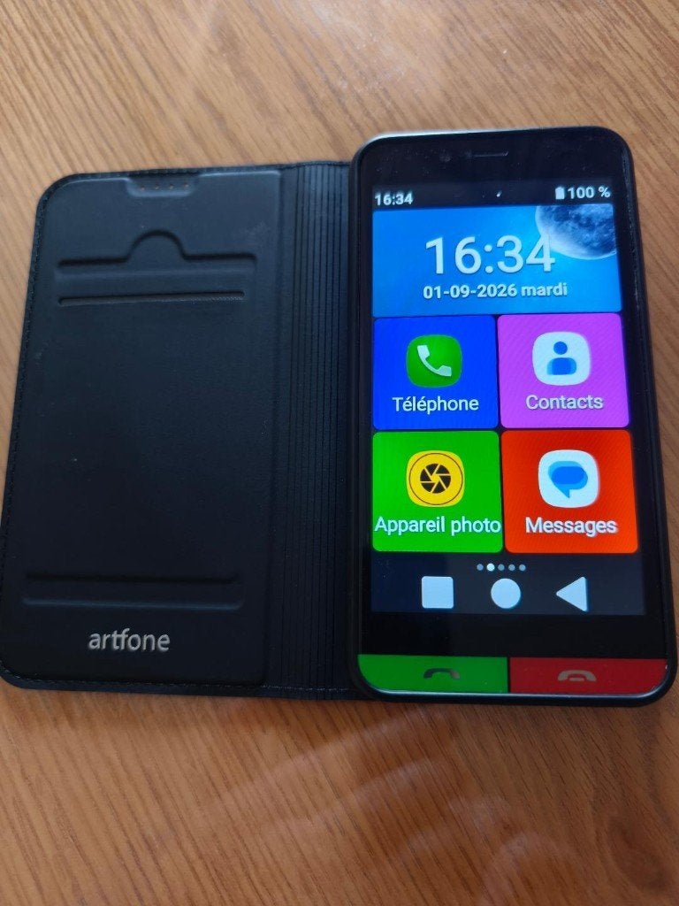 ARTFONE Smart 500 téléphone / smartphone pour séniors, Télécoms, Téléphones fixes | Filaires, Enlèvement, Comme neuf