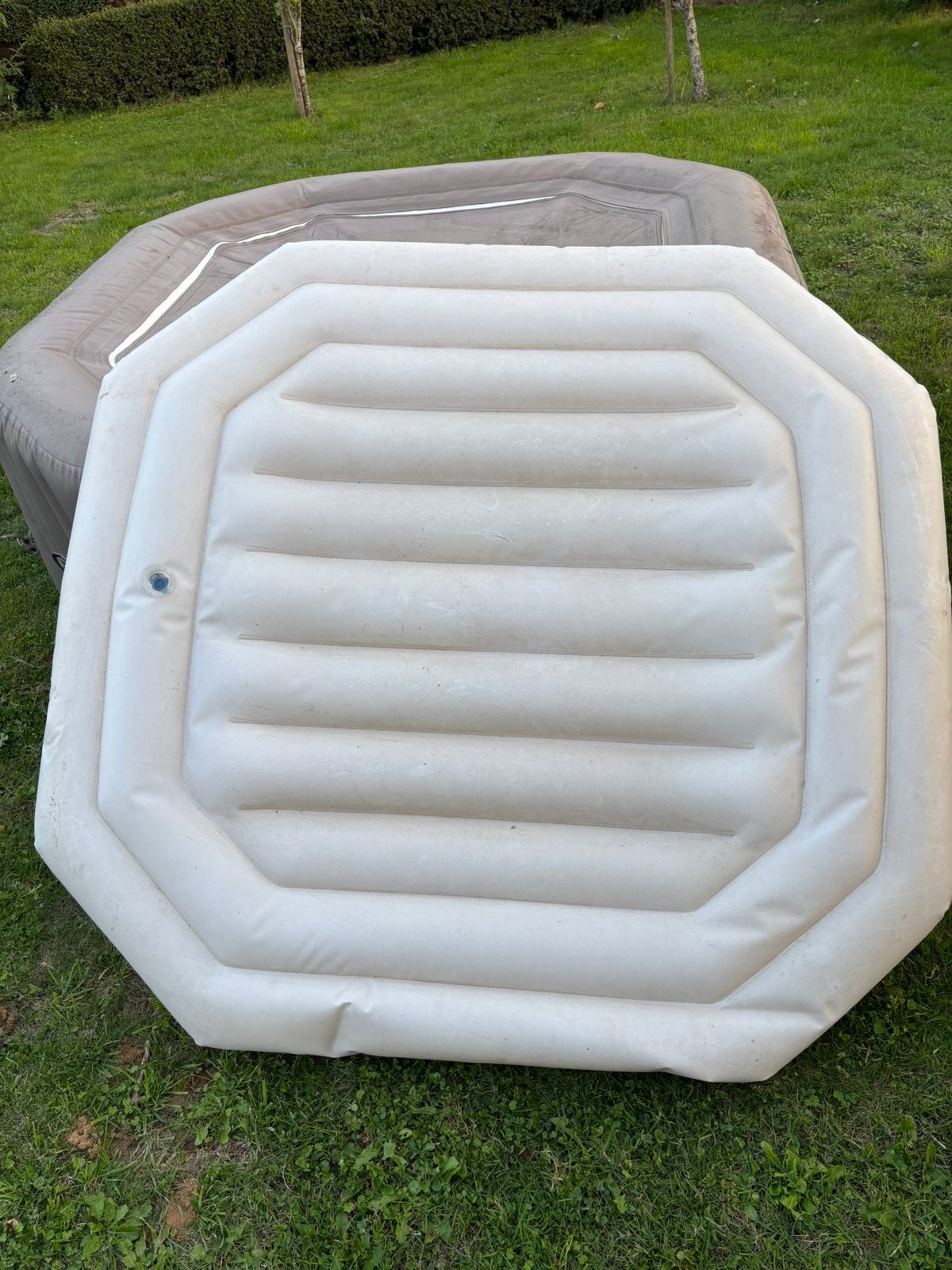 Coussin isolant Intex octogonal, Tuin en Terras, Ophalen of Verzenden, Gebruikt, Afdekzeil, Opblaasbaar