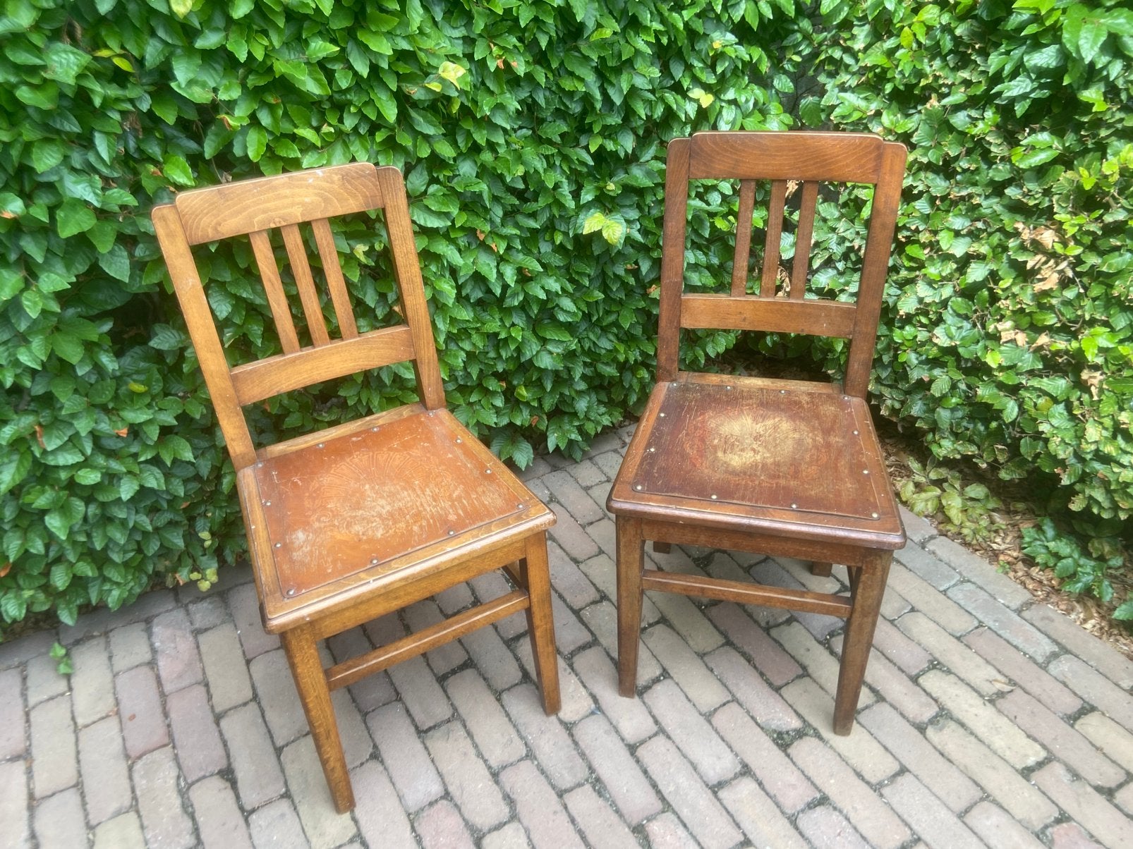 Chaises vintage en bois. 9 pièces, Zie foto, Brun, Enlèvement, Utilisé