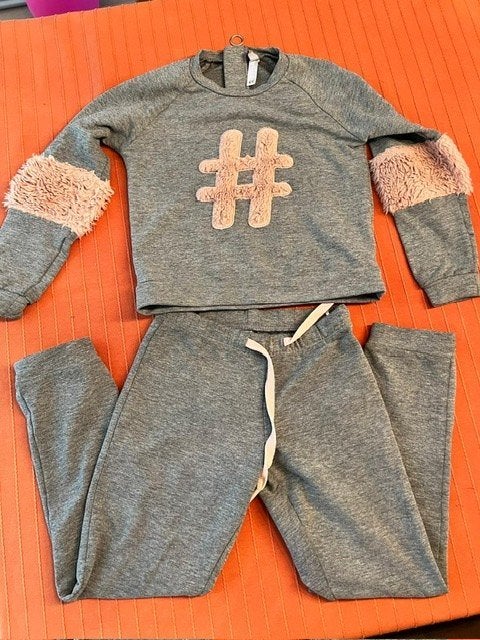 Home- and playwear Woody trainingspak 6 jaar, Enfants & Bébés, Paquets de vêtements pour enfants, Enlèvement ou Envoi, Utilisé