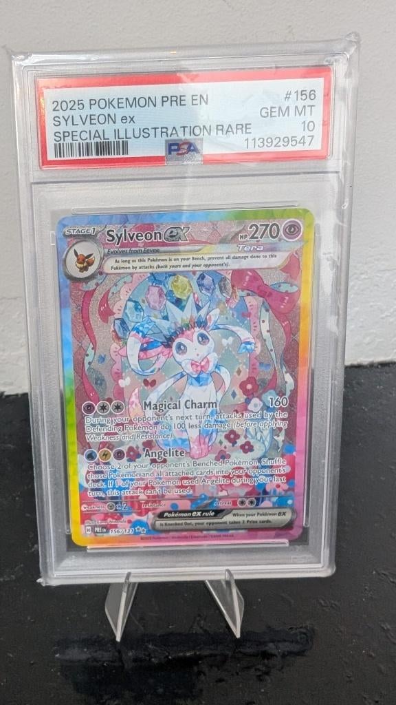 Sylveon ex Prismatic Evolutions SIR PSA 10, Hobby en Vrije tijd, Verzamelkaartspellen | Pokémon, Ophalen of Verzenden, Nieuw, Losse kaart