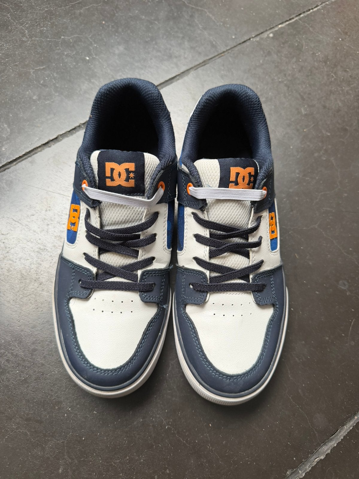 Lage sneakers - maat 36, Ophalen, Zo goed als nieuw