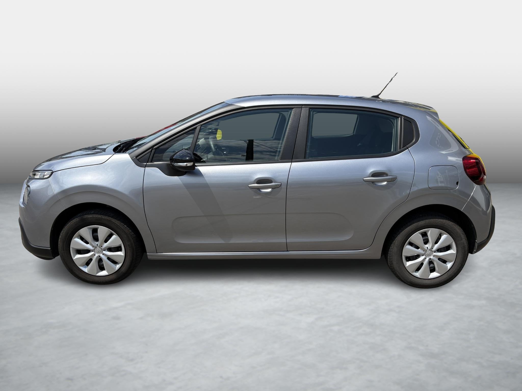 Citroën C3 1.2 PureTech 82 S&S MAN Live, Autos, Citroën, Argent ou Gris, 96 g/km, Entreprise, Boîte manuelle